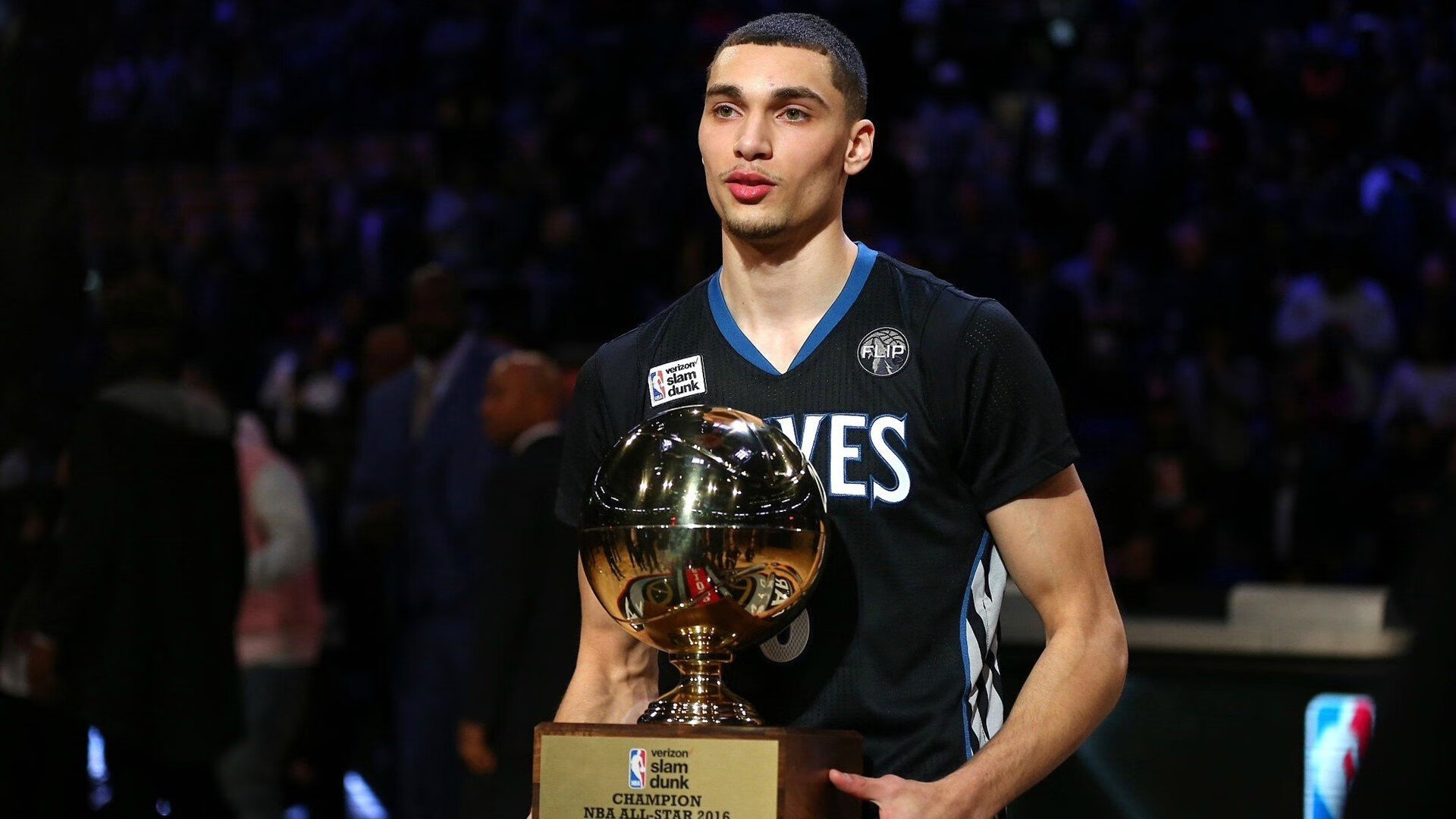 布伦森独舞天山，新疆铁骑碾压深圳展现统治力